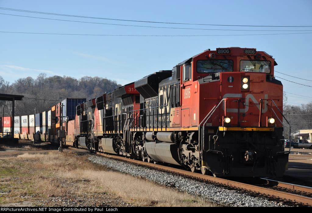 Intermodal cruises north